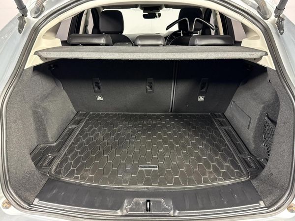 2018-Jaguar-E-Pace-D240-20D-SE-177kW image:15