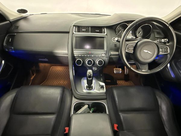 2018-Jaguar-E-Pace-D240-20D-SE-177kW image:1