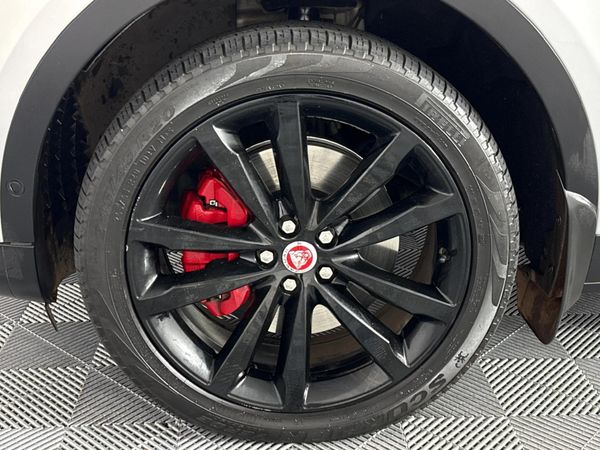 2018-Jaguar-E-Pace-D240-20D-SE-177kW image:4