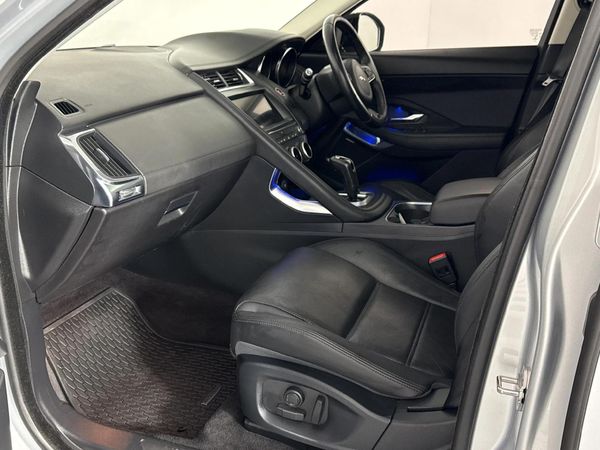 2018-Jaguar-E-Pace-D240-20D-SE-177kW image:8