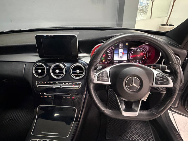 2018-Mercedes-Benz-C-Class-C-200-AMG-Line-Auto image:5