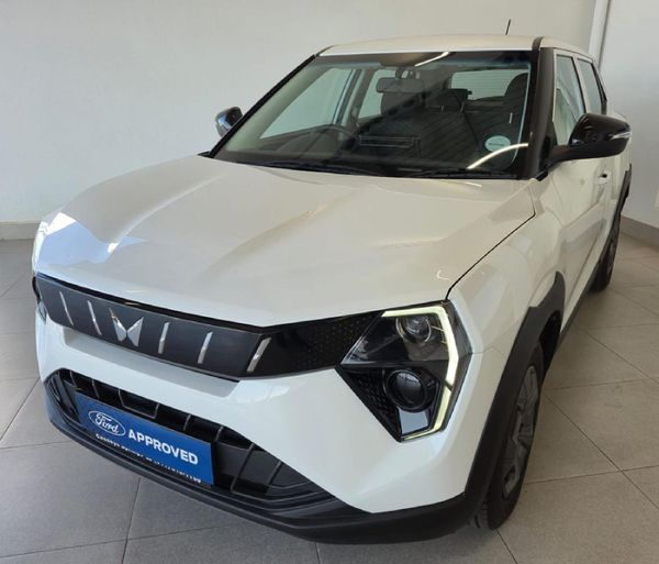 2025-Mahindra-XUV-3XO-12T-MX2 image:2