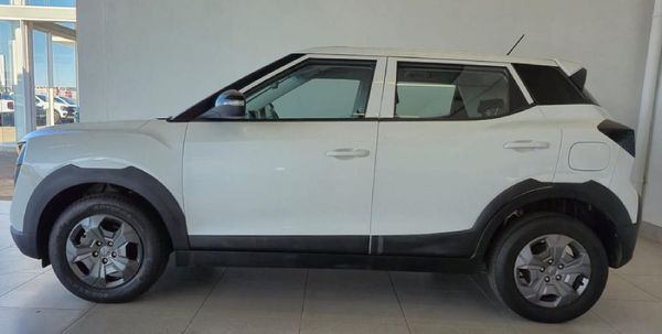 2025-Mahindra-XUV-3XO-12T-MX2 image:3