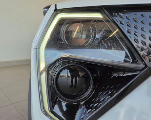 2025-Mahindra-XUV-3XO-12T-MX2 image:8