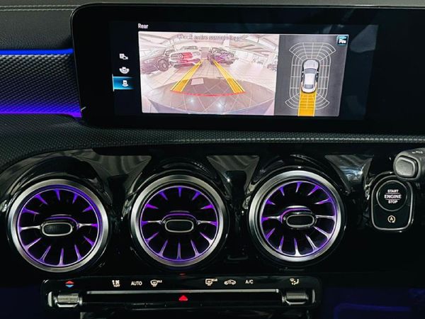 2021-Mercedes-Benz-CLA-200-Progressive-Auto image:7