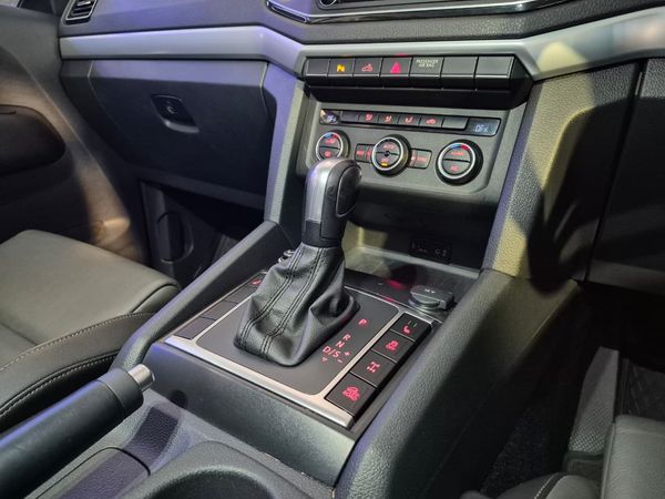 2022-Volkswagen-Amarok-30-TDI-Highline-190kW-4Motion-Auto-Double-Cab image:10