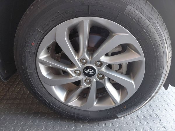 2019-Hyundai-Tucson-20-Premium-Auto image:13