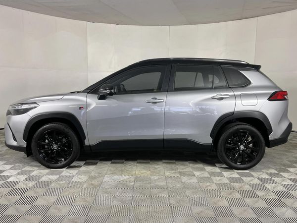 2025-Toyota-Corolla-Cross-18-GR-S image:19