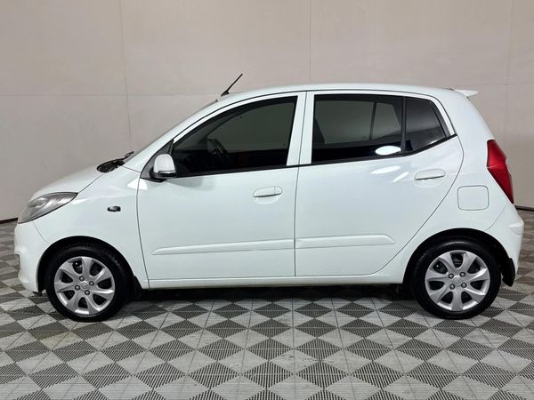 2013-Hyundai-i10-125-GLS-Fluid-Auto image:17