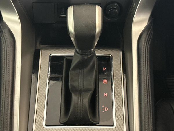 2024-Mitsubishi-Pajero-Sport-24D-4x4-Auto image:10