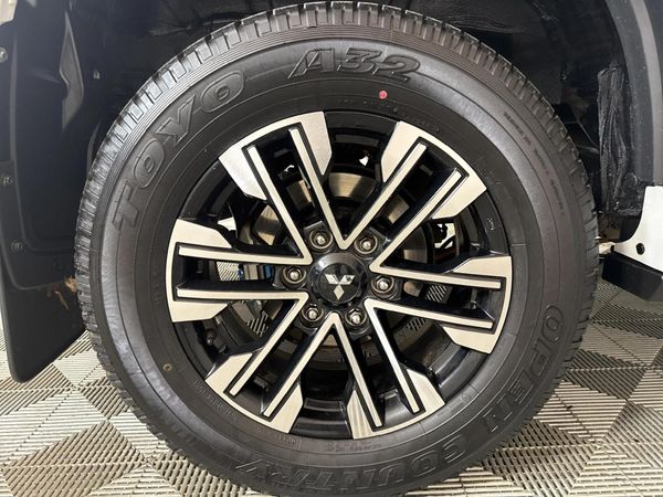 2024-Mitsubishi-Pajero-Sport-24D-4x4-Auto image:6