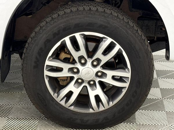 2019-Ford-Everest-20D-Bi-Turbo-4x4-Auto image:4