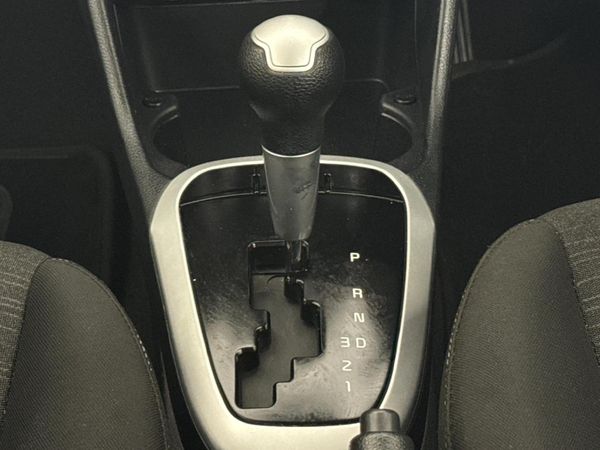 2022-Kia-Picanto-10-Street-Auto image:7