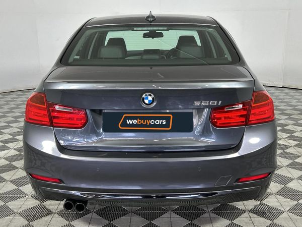 2014-BMW-3-Series-328i-M-Sport-Auto image:18