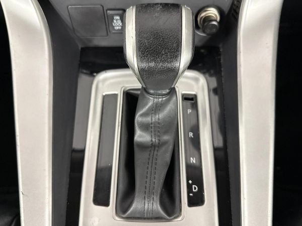 2017-Mitsubishi-Pajero-Sport-24D-4x4-Auto image:9