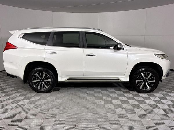 2017-Mitsubishi-Pajero-Sport-24D-4x4-Auto image:13