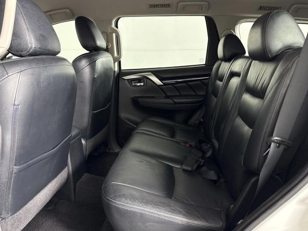 2017-Mitsubishi-Pajero-Sport-24D-4x4-Auto image:2