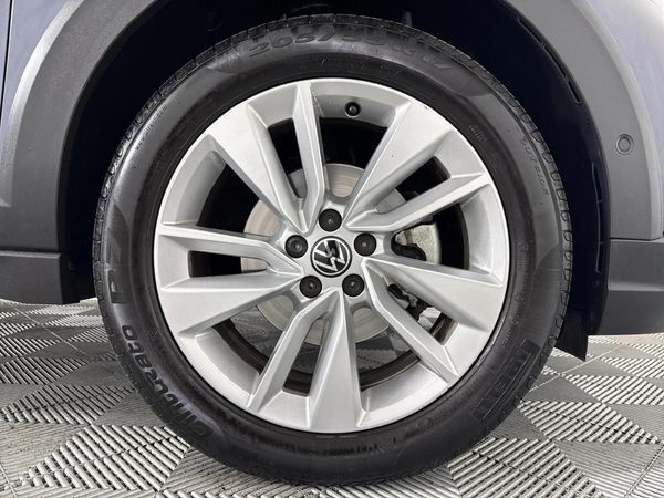 2022-Volkswagen-Taigo-10-TSI-Life-Auto image:5