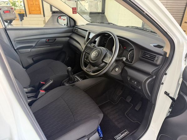 2026-Toyota-Rumion-15-S image:14