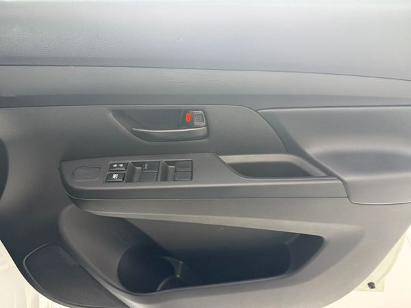 2026-Toyota-Rumion-15-S image:18