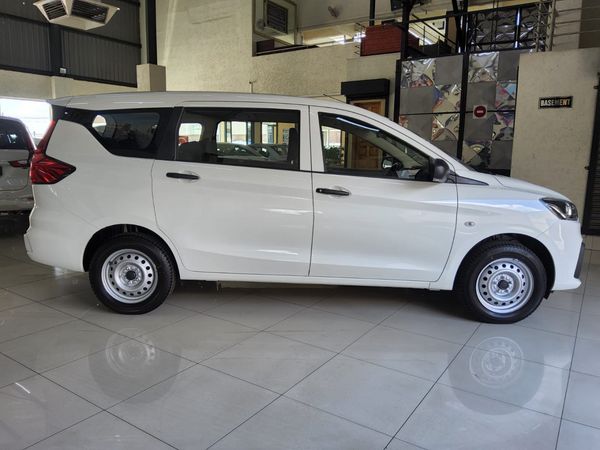 2026-Toyota-Rumion-15-S image:3