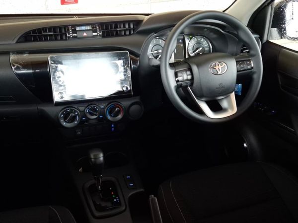 2026-Toyota-Hilux-24-GD-6-Raised-Body-Raider-Extended-Cab image:13