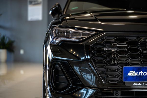 2022-Audi-Q3-Sportback-20-TFSI-quattro-Auto-S-Line-40-TFSI image:16