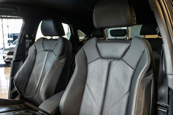 2022-Audi-Q3-Sportback-20-TFSI-quattro-Auto-S-Line-40-TFSI image:5