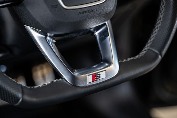 2022-Audi-Q3-Sportback-20-TFSI-quattro-Auto-S-Line-40-TFSI image:8