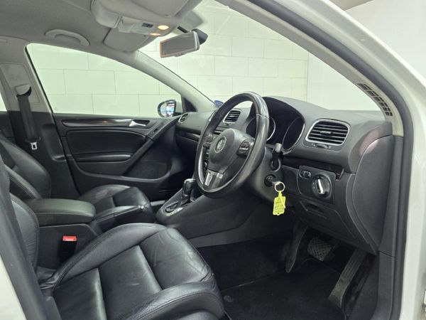 2012-Volkswagen-Golf-VI-14-TSI-Comfortline-Auto image:10