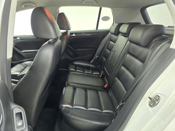 2012-Volkswagen-Golf-VI-14-TSI-Comfortline-Auto image:15