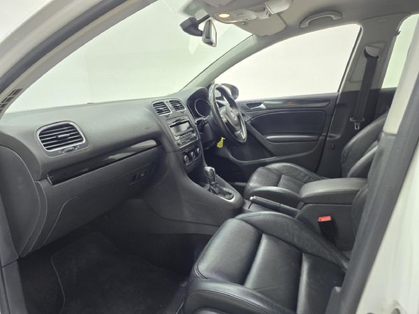 2012-Volkswagen-Golf-VI-14-TSI-Comfortline-Auto image:16