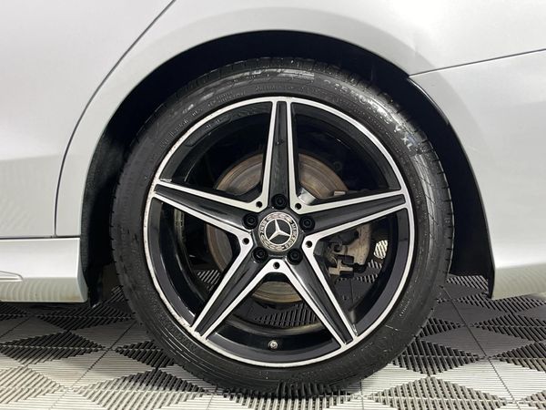 2018-Mercedes-Benz-C-Class-C-200-AMG-Line-Auto image:6
