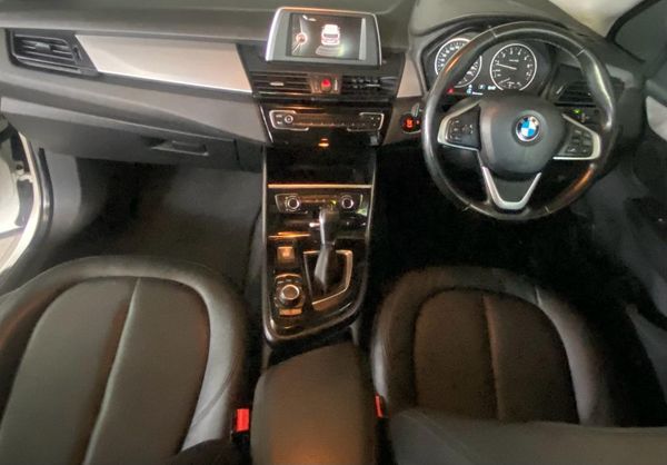 2016-BMW-2-Series-220i-Active-Tourer-Auto image:9