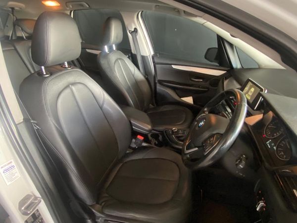 2016-BMW-2-Series-220i-Active-Tourer-Auto image:11