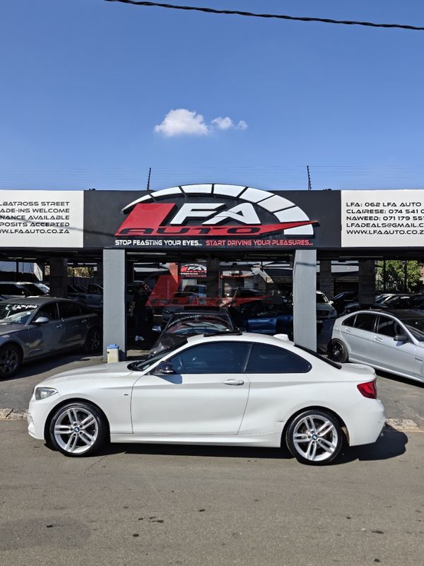 2016-BMW-2-Series-220d-Coupe-M-Sport-Auto image:4