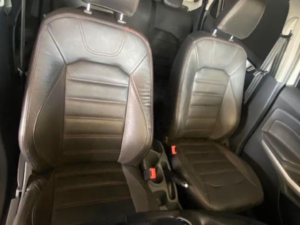 2014-Ford-EcoSport-10-EcoBoost-Titanium image:7