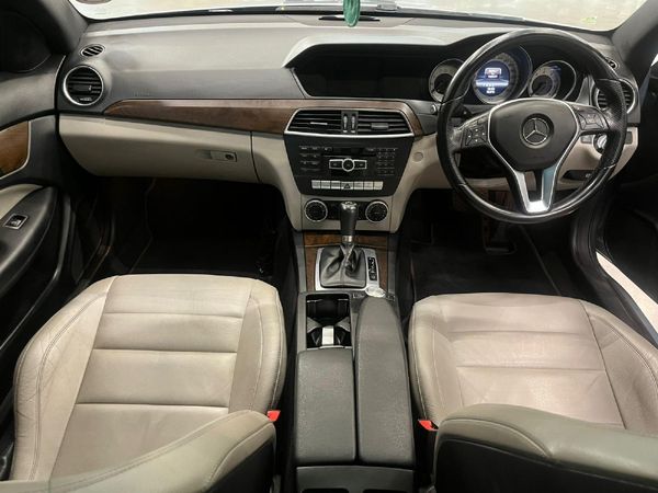 2013-Mercedes-Benz-C-Class-C-250-BE-Coupe-Auto image:9
