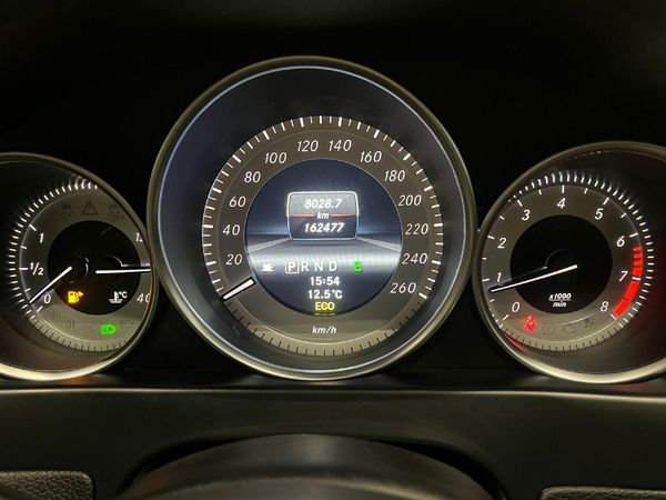 2013-Mercedes-Benz-C-Class-C-250-BE-Coupe-Auto image:10