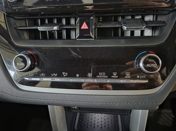 2023-Toyota-Corolla-Cross-Corolla-Cross image:9