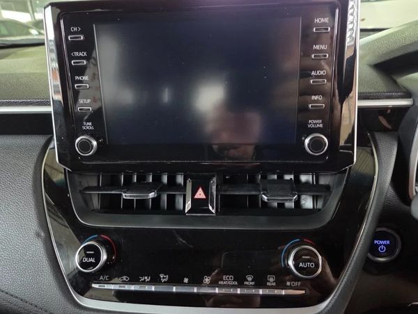 2023-Toyota-Corolla-Cross-Corolla-Cross image:10