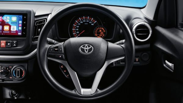 2026-Toyota-Vitz-10 image:6