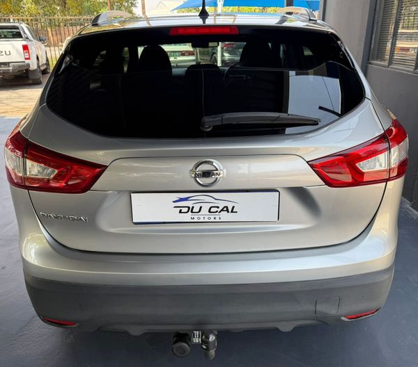 2015-Nissan-Qashqai-16-dCi-Acenta-AWD image:4