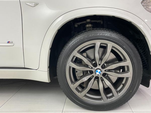2013-BMW-X5-M50d image:4