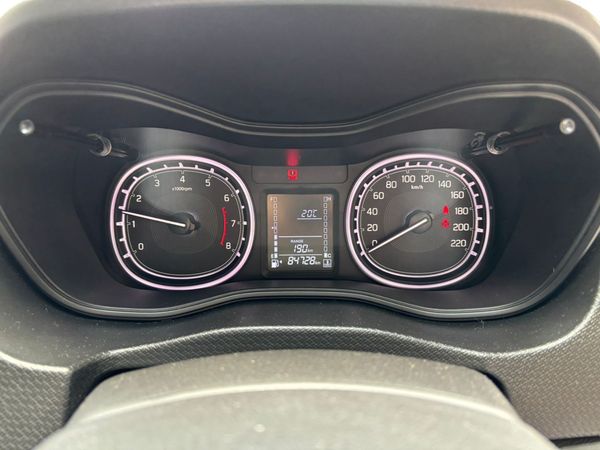2022-Suzuki-Vitara-Brezza-15-GLX image:12