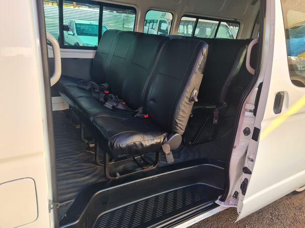 2019-Toyota-Quantum-16-seater image:15