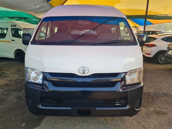 2019-Toyota-Quantum-16-seater image:6