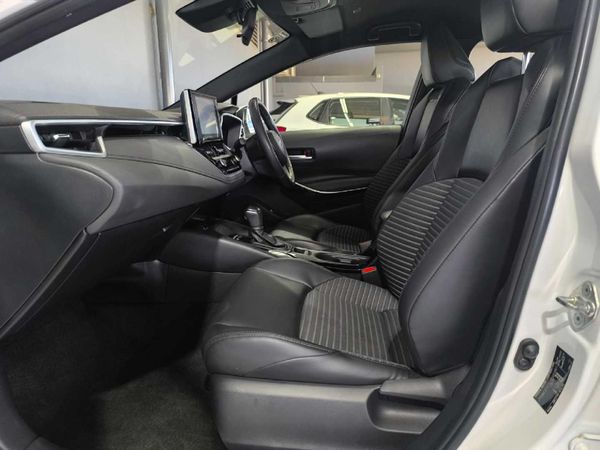 2025-Toyota-Corolla-18-XS-Hybrid-Auto image:9
