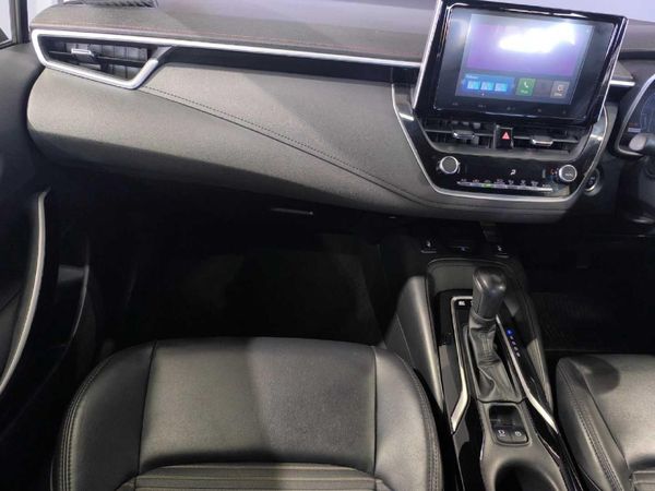 2025-Toyota-Corolla-18-XS-Hybrid-Auto image:14
