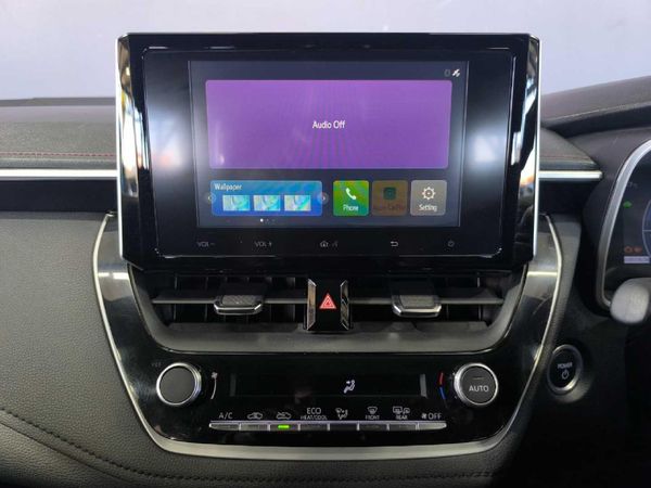 2025-Toyota-Corolla-18-XS-Hybrid-Auto image:17